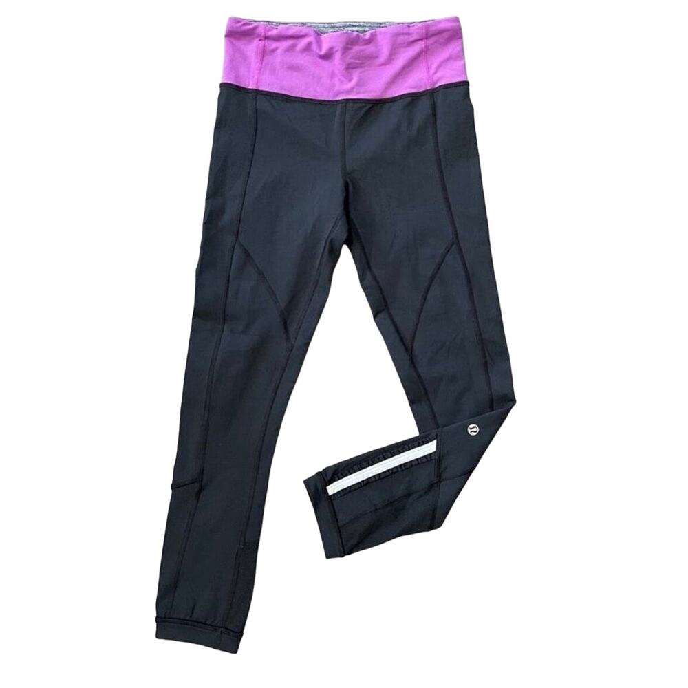 Lululemon Women's Yoga Cropped‎ Leggings Scratch Activewear Black Purple Size 4